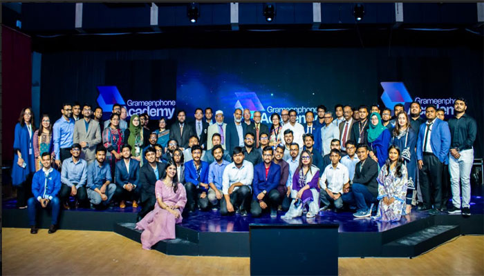 দক্ষ প্রজন্মের সম্ভাবনা উদযাপনে  গ্রামীণফোন অ্যাকাডেমি নাইট